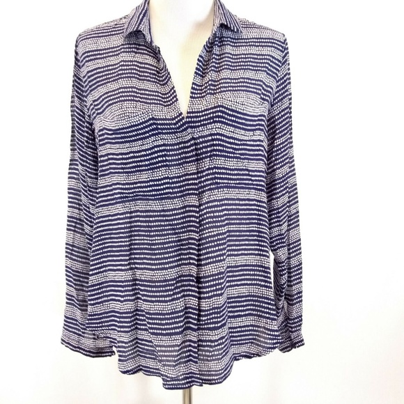 cloth & stone Tops - Cloth Stone Medium Blouse Blue White Button Down